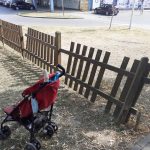 Shame, unprotected children in about 20 beautiful children's playgrounds