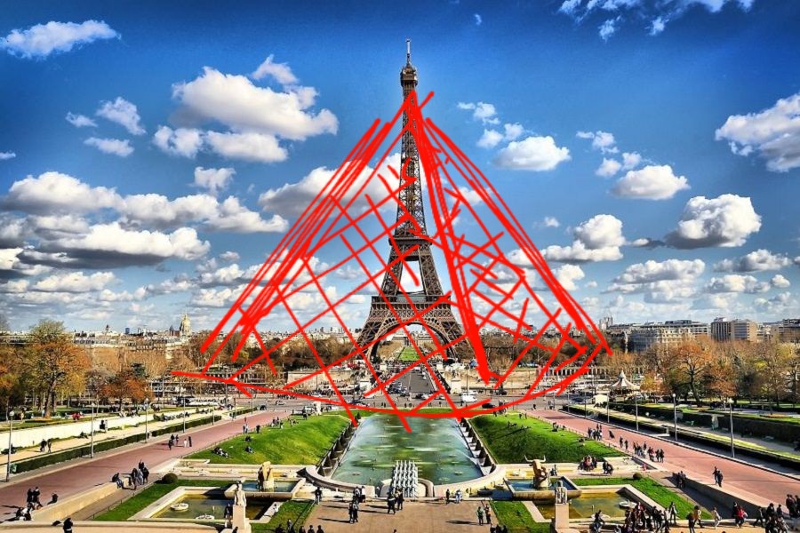 Architectural criticism-glass-pyramid-in-Paris