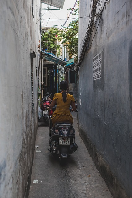 vietnam-moped