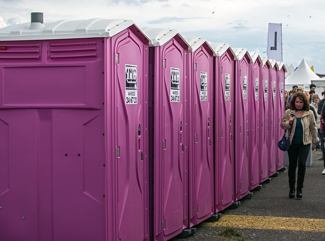 chemical-toilet-for-public-areas1